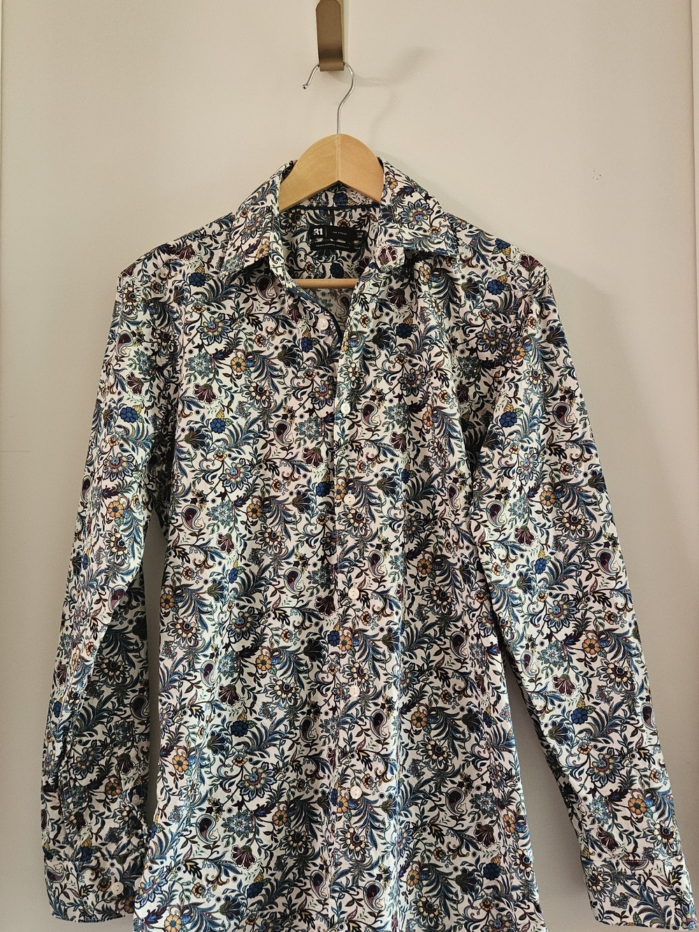 Simons Men's Floral Button-Down Shirt in White, Blue and Green